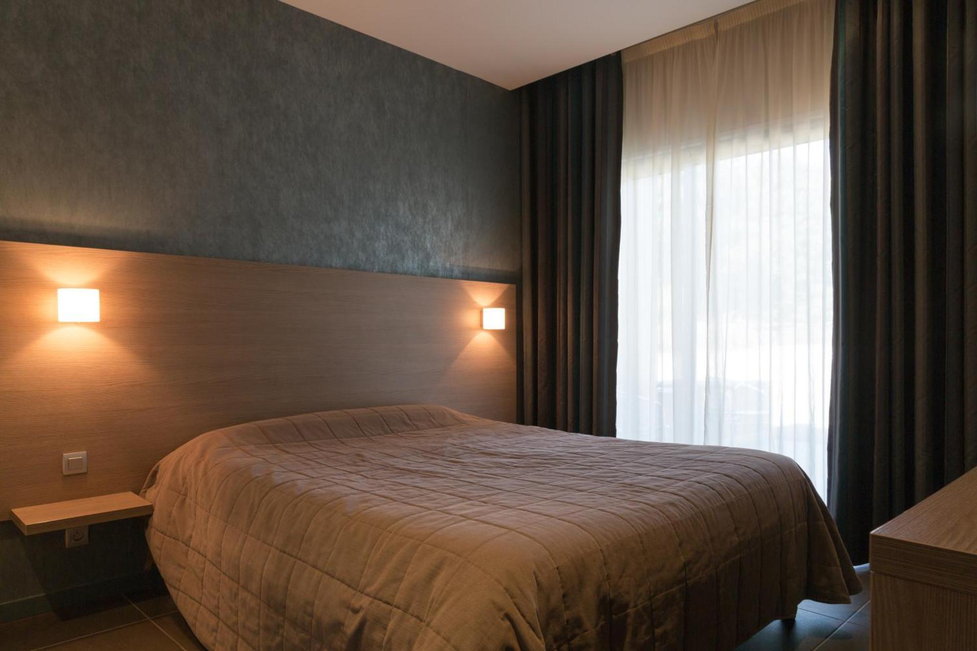 The Originals City, Hotel De France, Bessines-Sur-Gartempe Kültér fotó